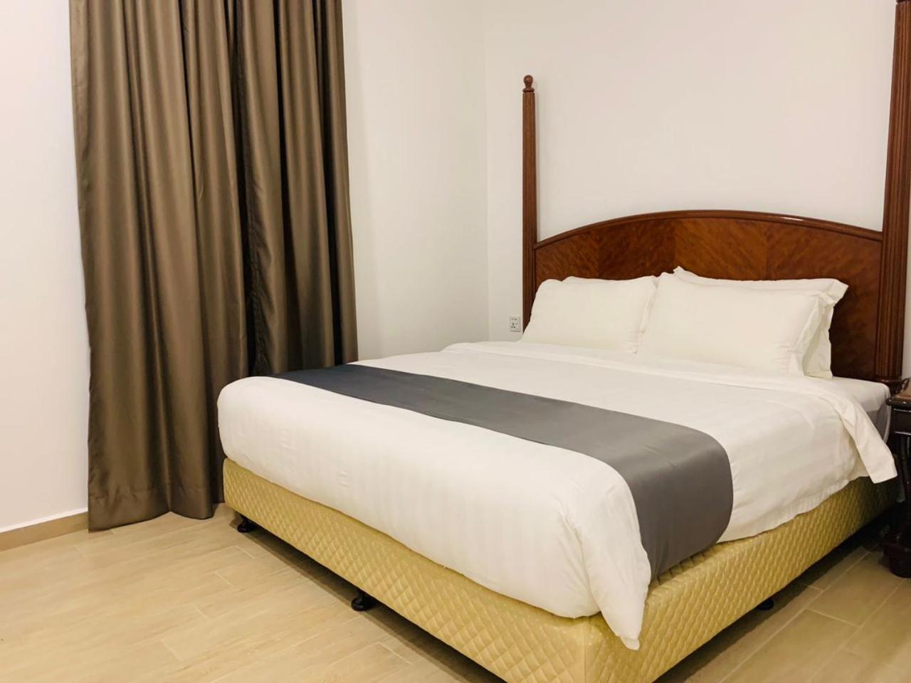 Adena Beach Resort Kuantan Ngoại thất bức ảnh